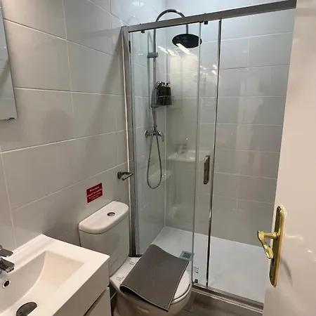 Quarto em Acomodações Particulares -luciano Cordeiro 3 Andar